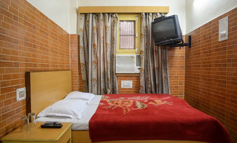 Hotel Vishal Palace, Unnao 2